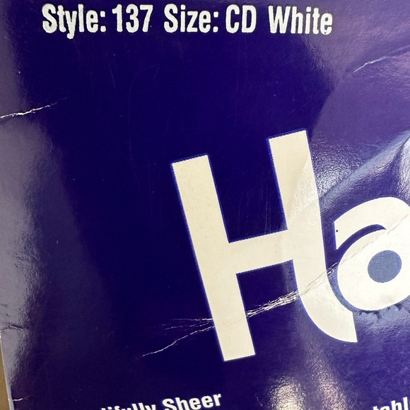 Hanes Too Pantyhose Size CD in White - Picture 3 of 4